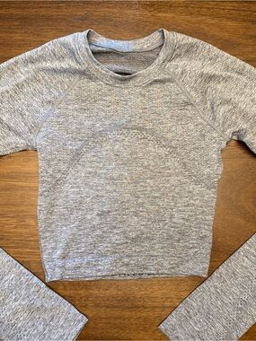 Lululemon Women’s Grey Knit Cropped Long-Sleeve Top Size 0